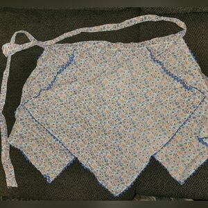 Vintage Floral Apron with Blue Trim